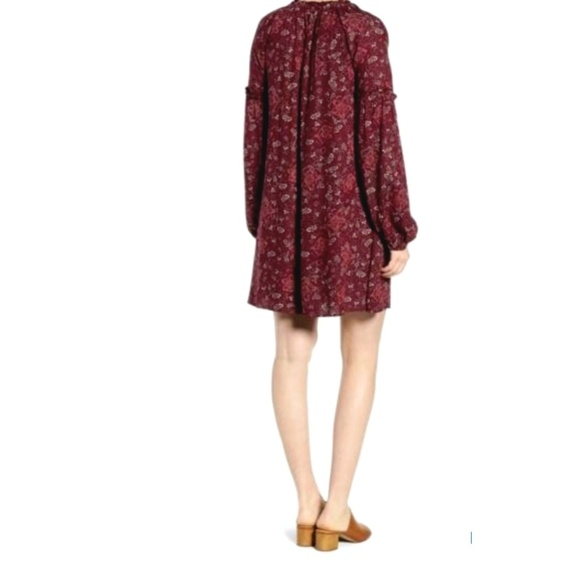 Hinge Red Mixed Floral Print Peasant Dress NWT - Picture 2 of 8